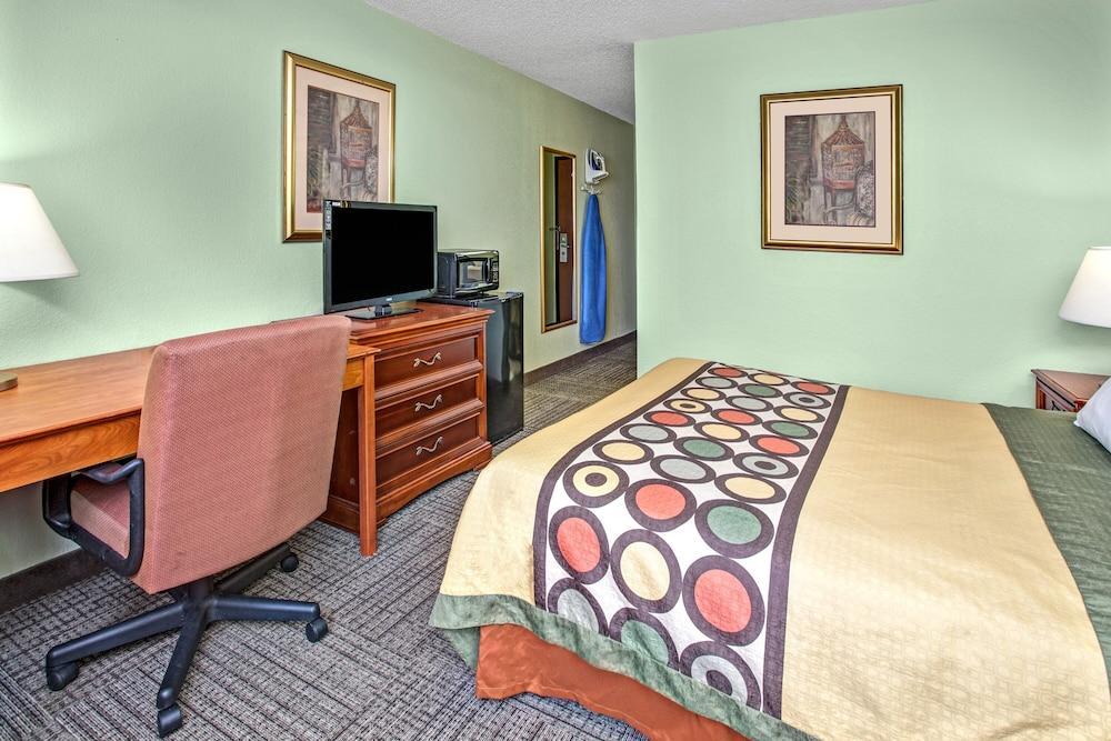 American Inn & Suites Metro Airport Romulus Dış mekan fotoğraf