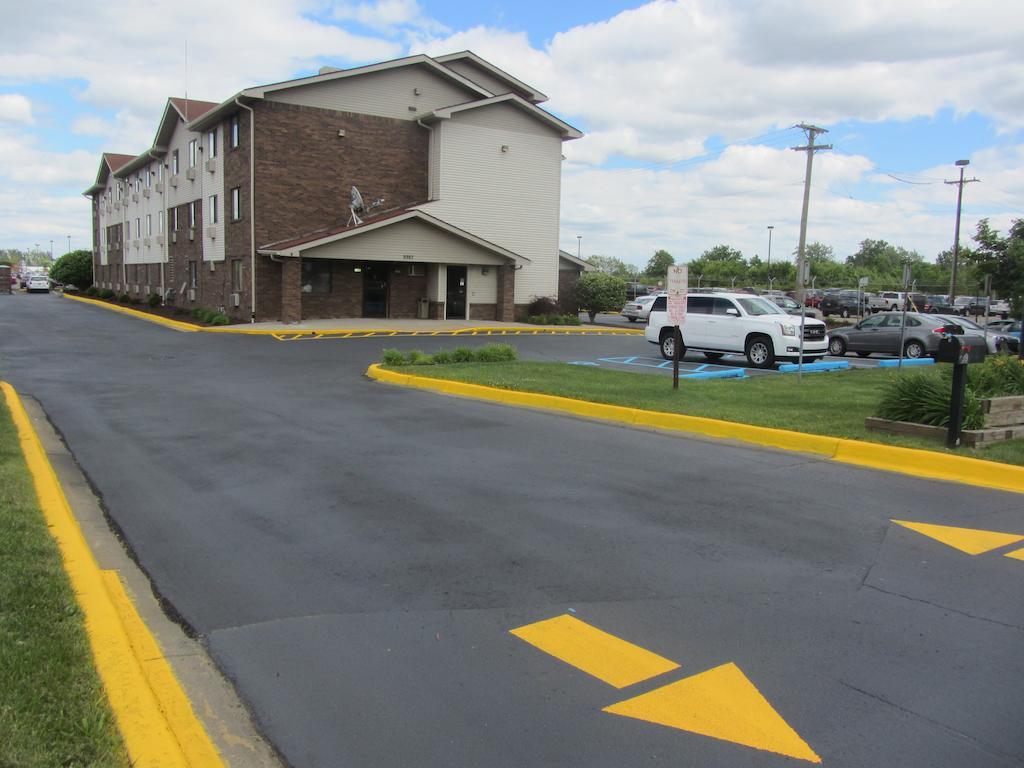 American Inn & Suites Metro Airport Romulus Dış mekan fotoğraf